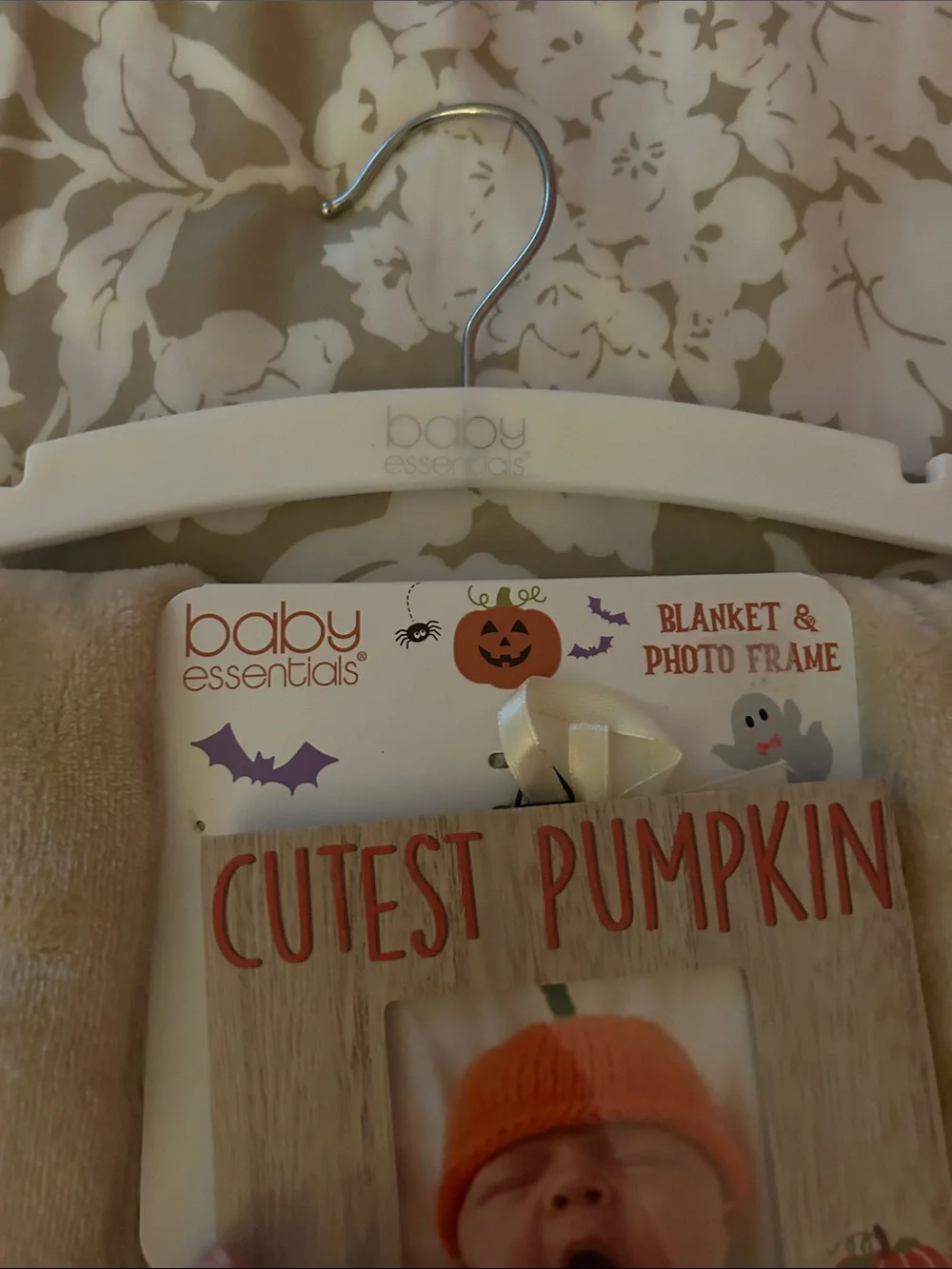 Baby Essentials Cream and Orange 'Little Pumpkin' Kids Bib Blanket Set